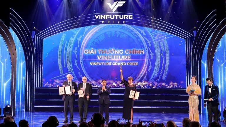 Dr. Pieter Cullis & colleagues win VinFuture Grand Prize for COVID vaccine contributions
